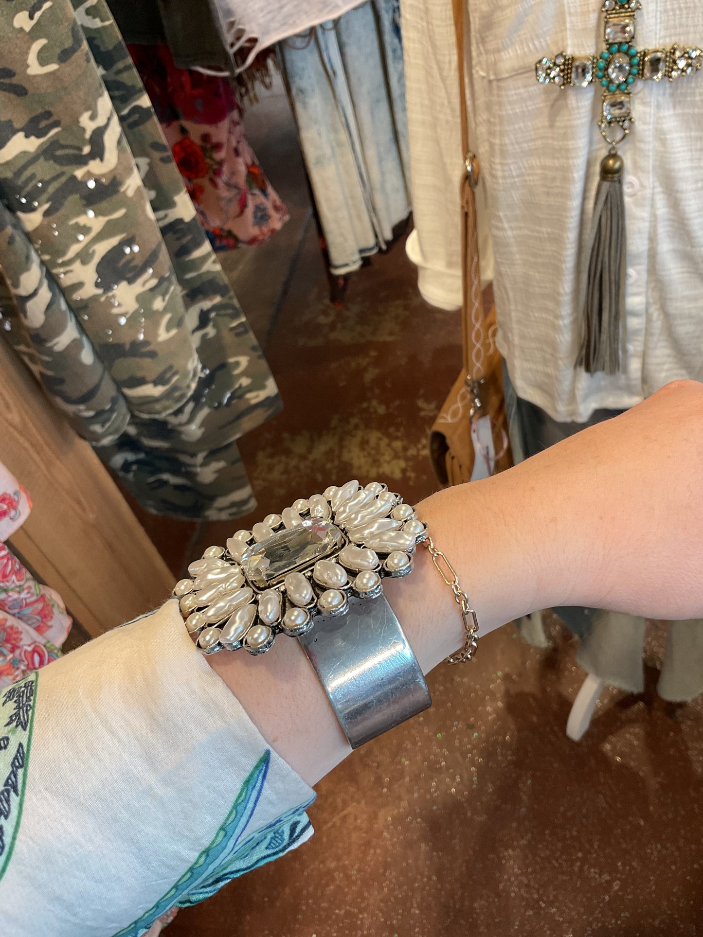 Large Cuff Pearls
