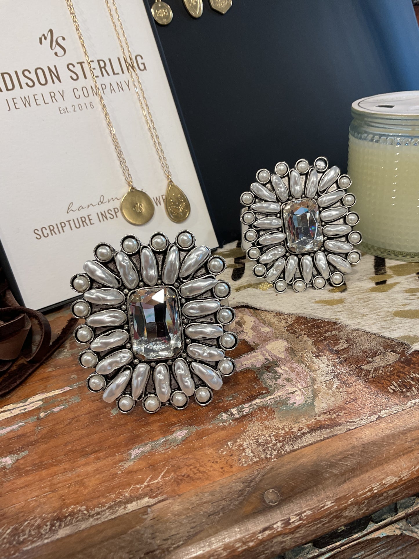 Large Cuff Pearls