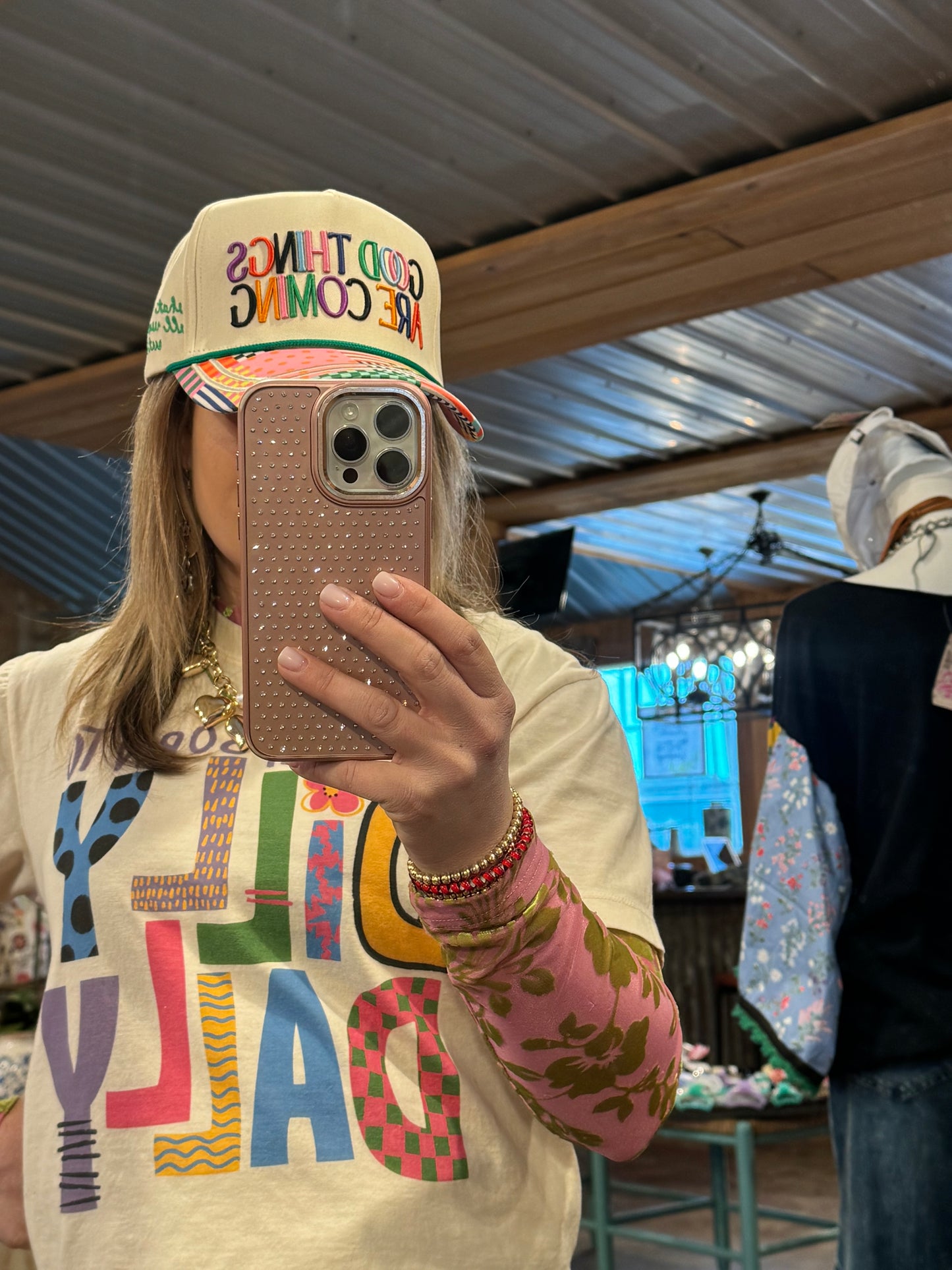 Dilly Dally Tee